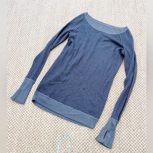 Lululemon Athletica Blue Gray reversible Waffle Boat Neck long Sweater womens 6